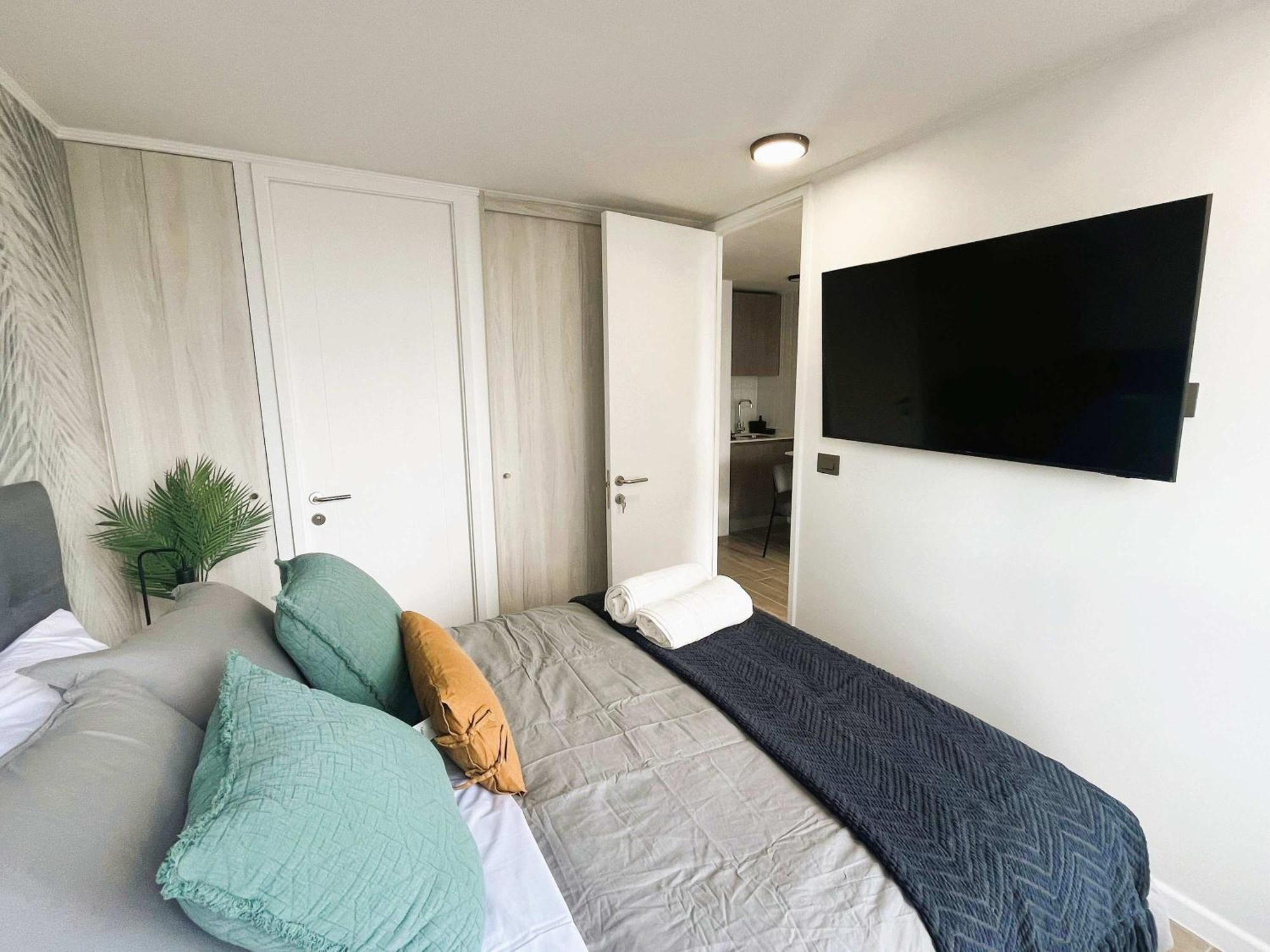 Hom I Depto Nuevo En Calle Marchant Pereira Nunoa Apartamento *